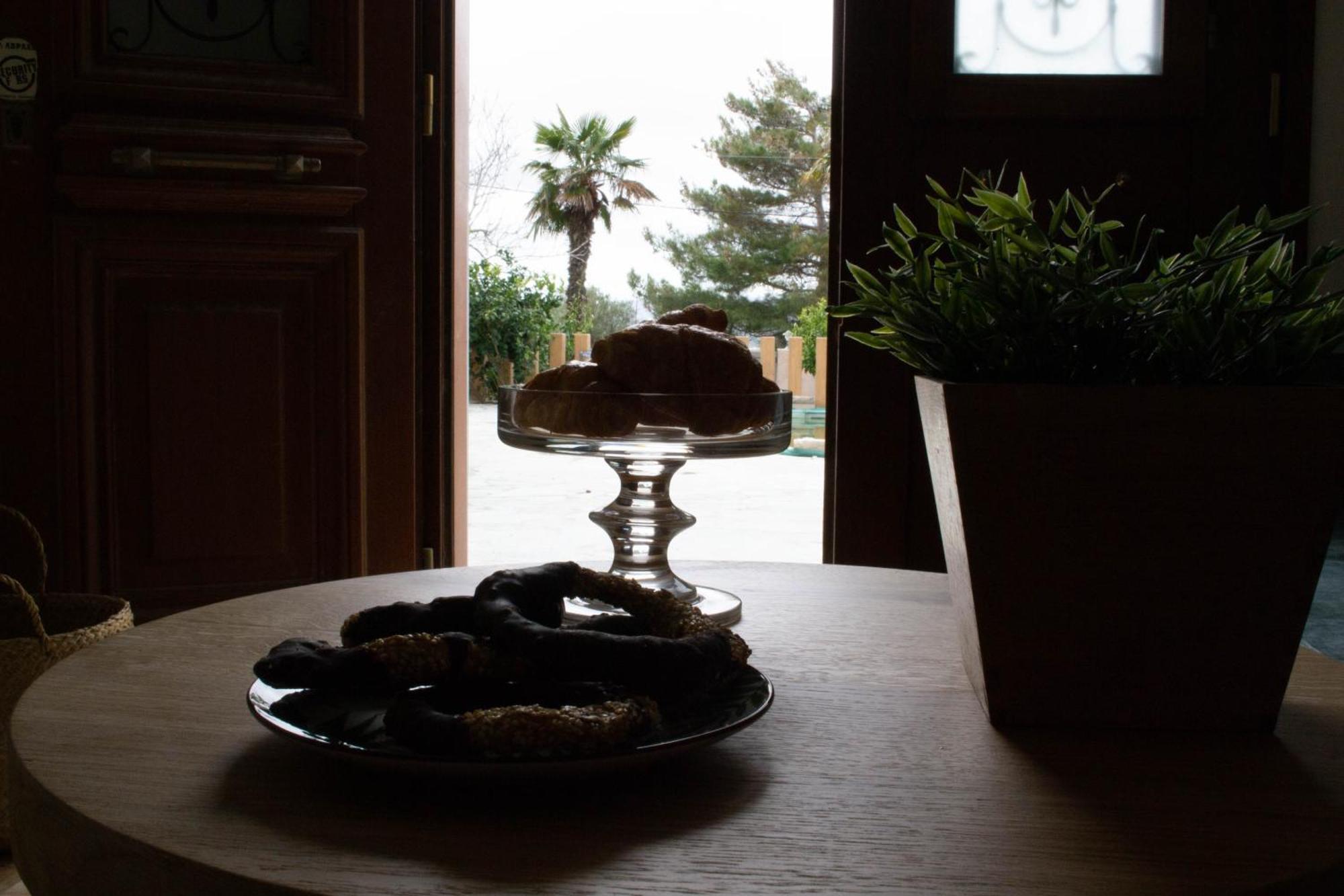 Oniropetra Luxury Suites Armakha Kültér fotó