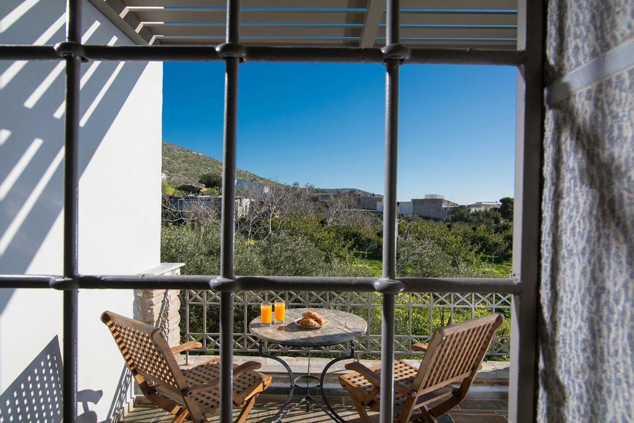Oniropetra Luxury Suites Armakha Kültér fotó