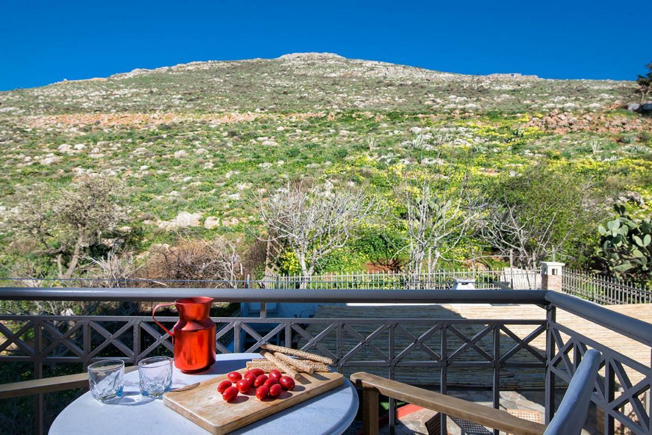 Oniropetra Luxury Suites Armakha Kültér fotó